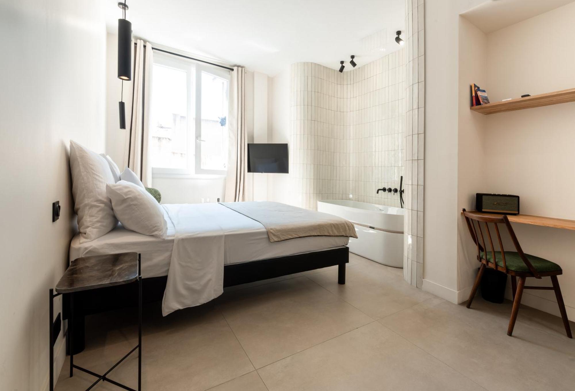 Hotel Mouchki *